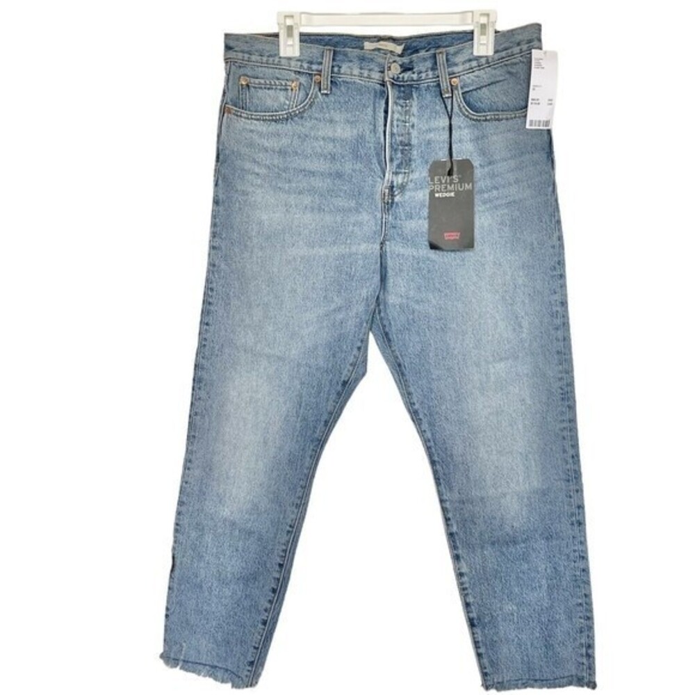 Levi's Womens Wedgie Frayed Jeans Size 32 Blue Denim Button Fly NWT High Waist